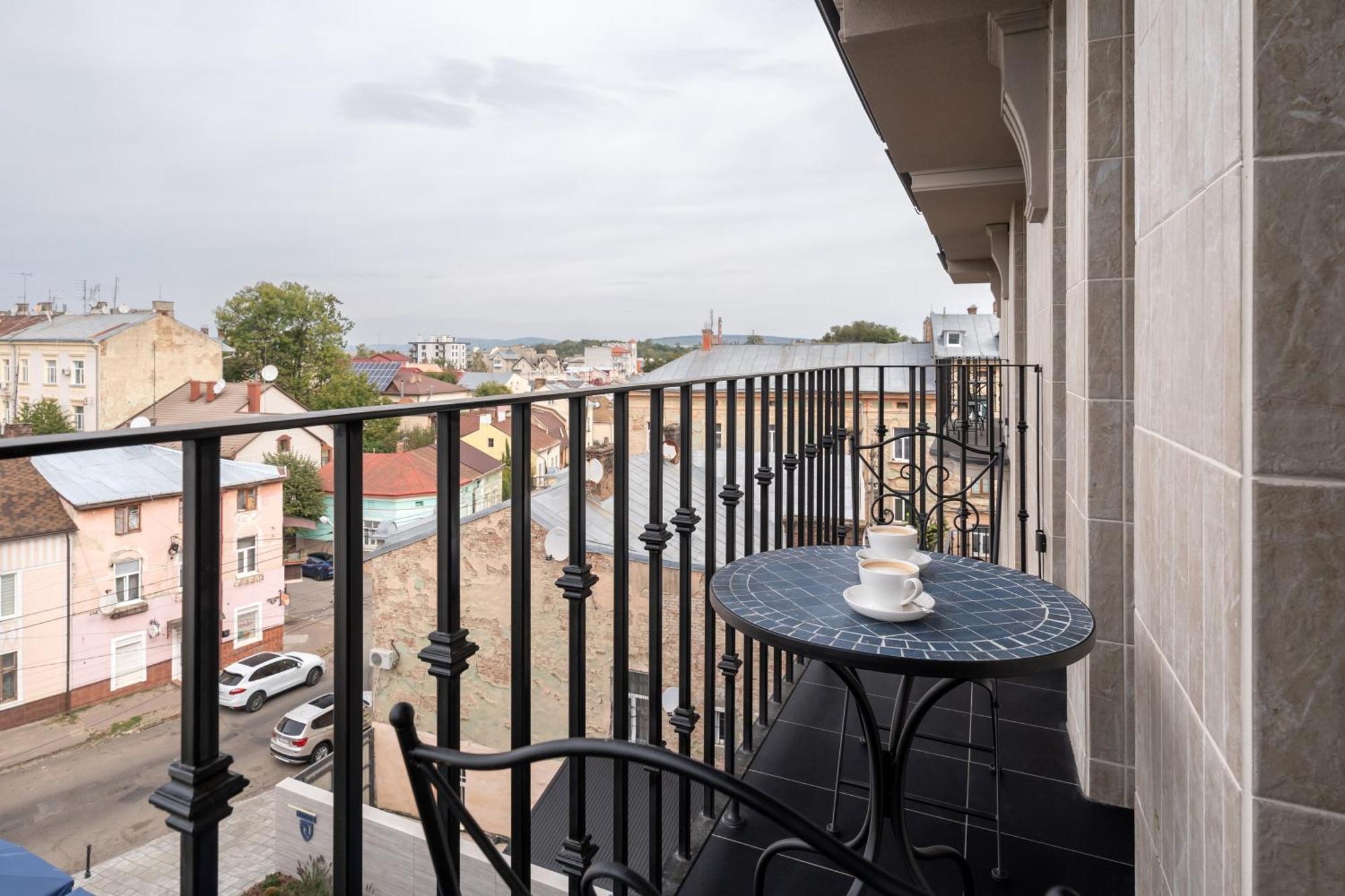 Ridge Apartments 체르니우치 외부 사진