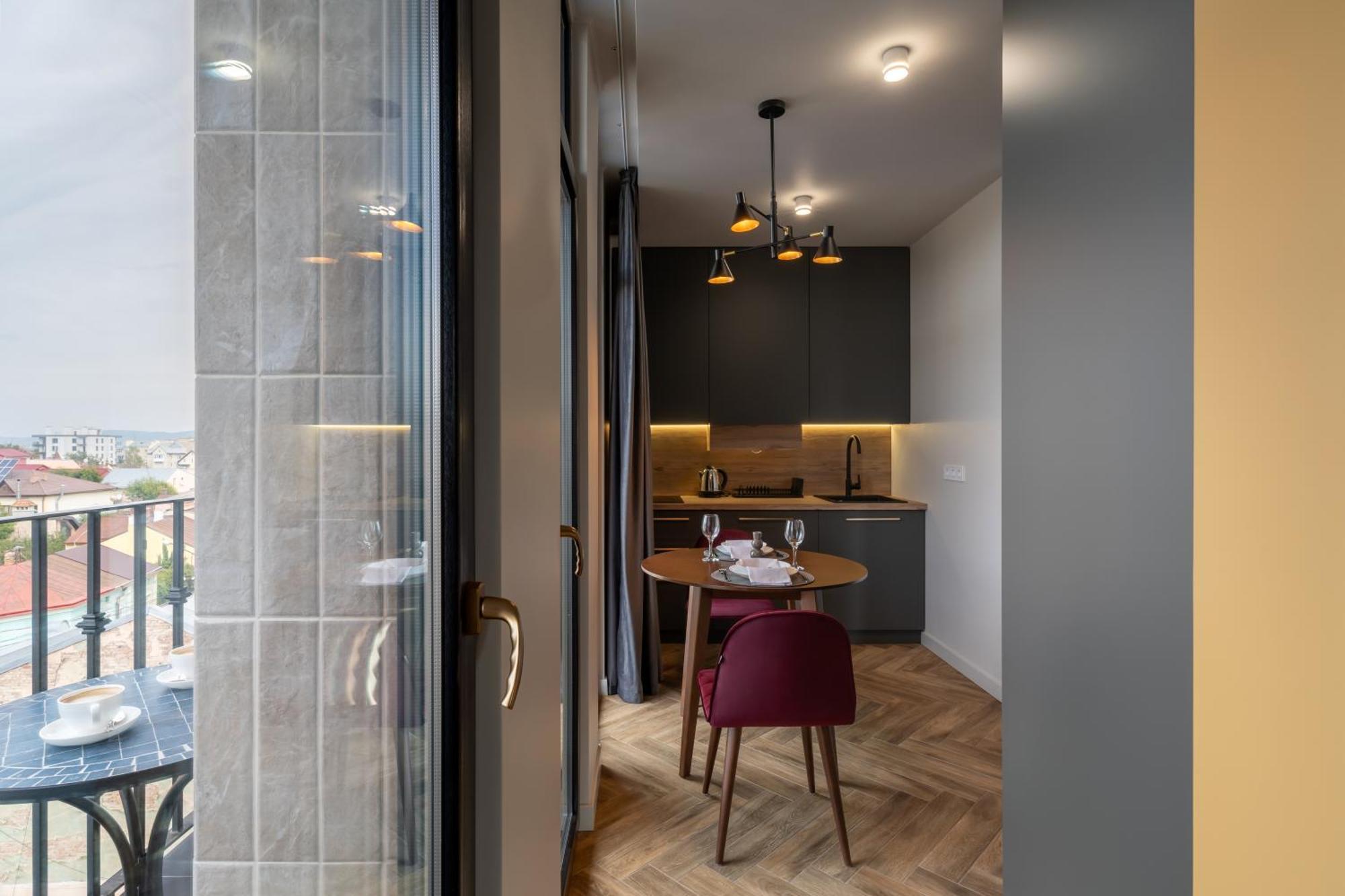 Ridge Apartments 체르니우치 외부 사진